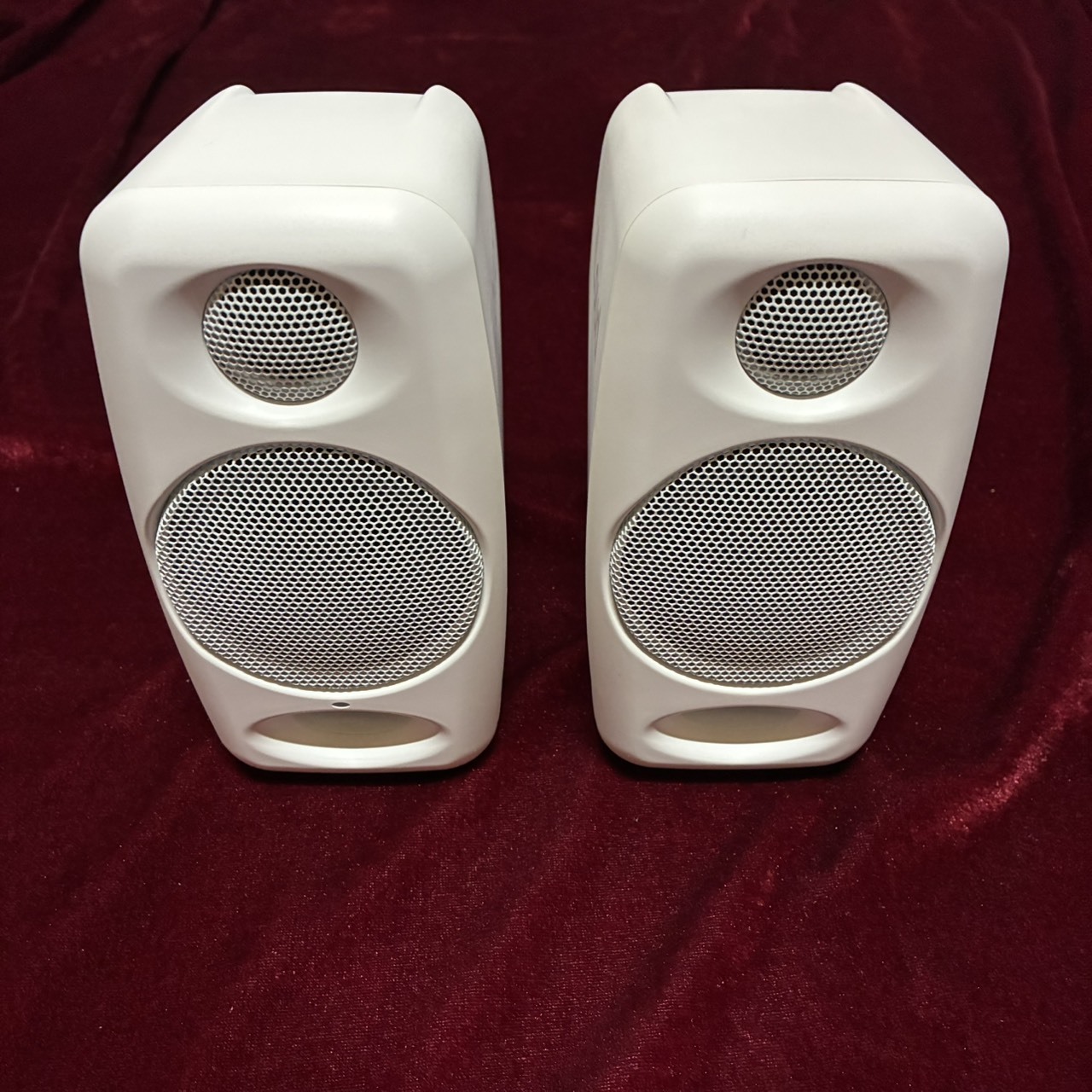 IK Multimedia◇Bluetoothスピーカー iLoud Micro Monitor [ブラック]