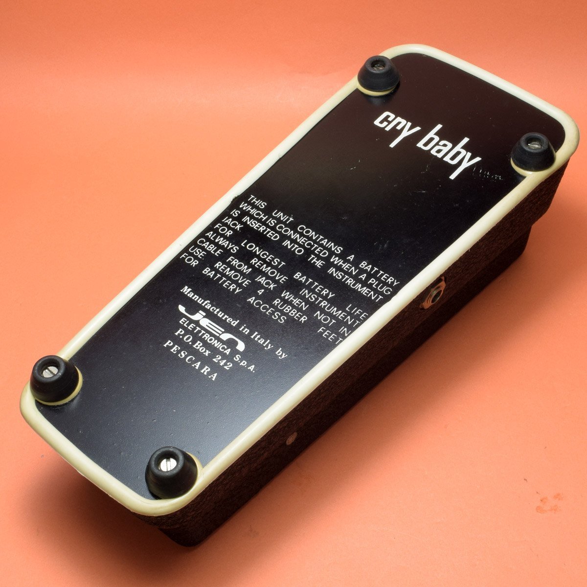 Jen cry baby P.O. Box 242 PESCARA Red Fasel【福岡パルコ店