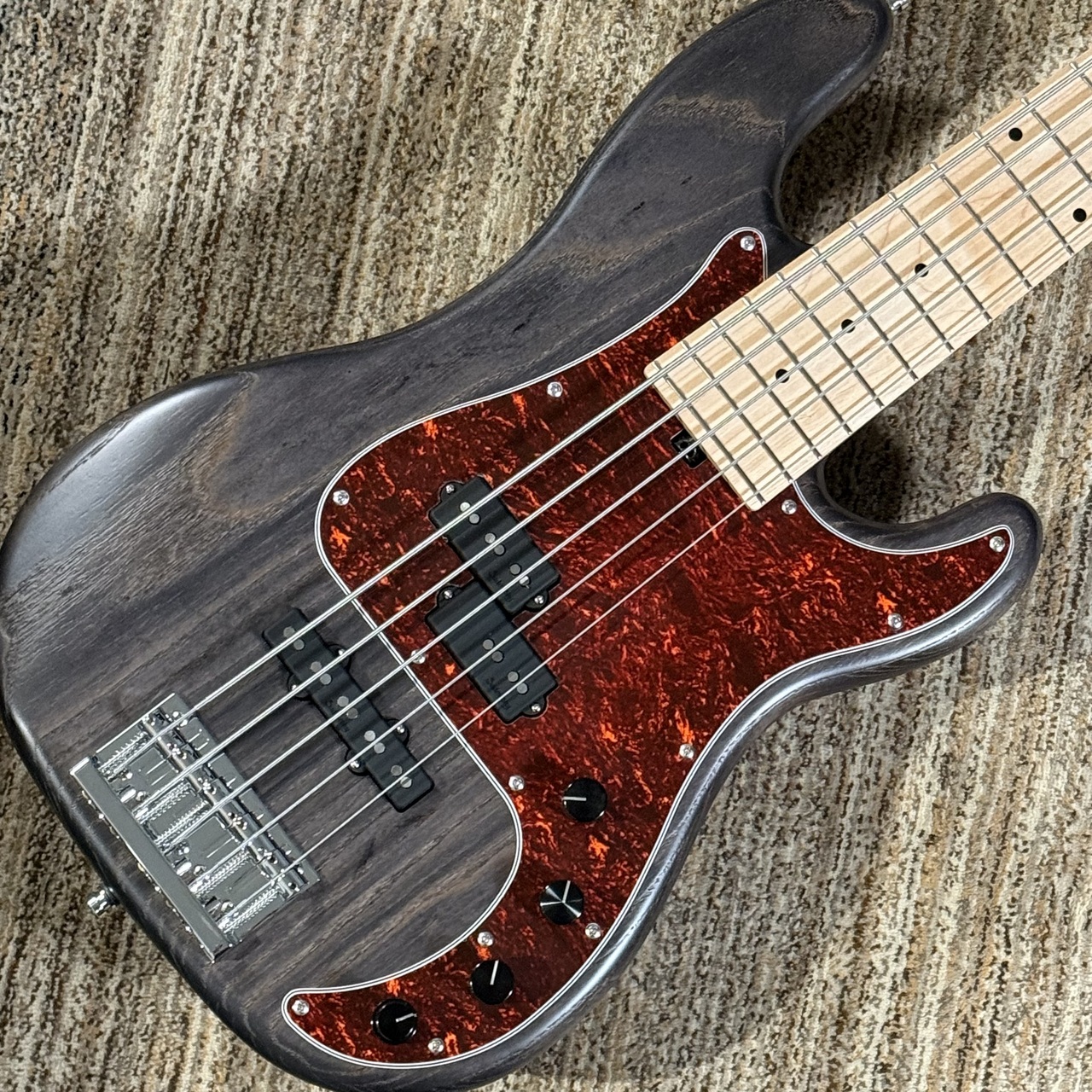 Sadowsky ML21 HP5/ASH/Nirvana Black