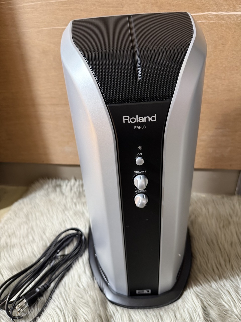 Roland PM-03 電子ドラム用モニタースピーカー 箱なし新品特価 【現物