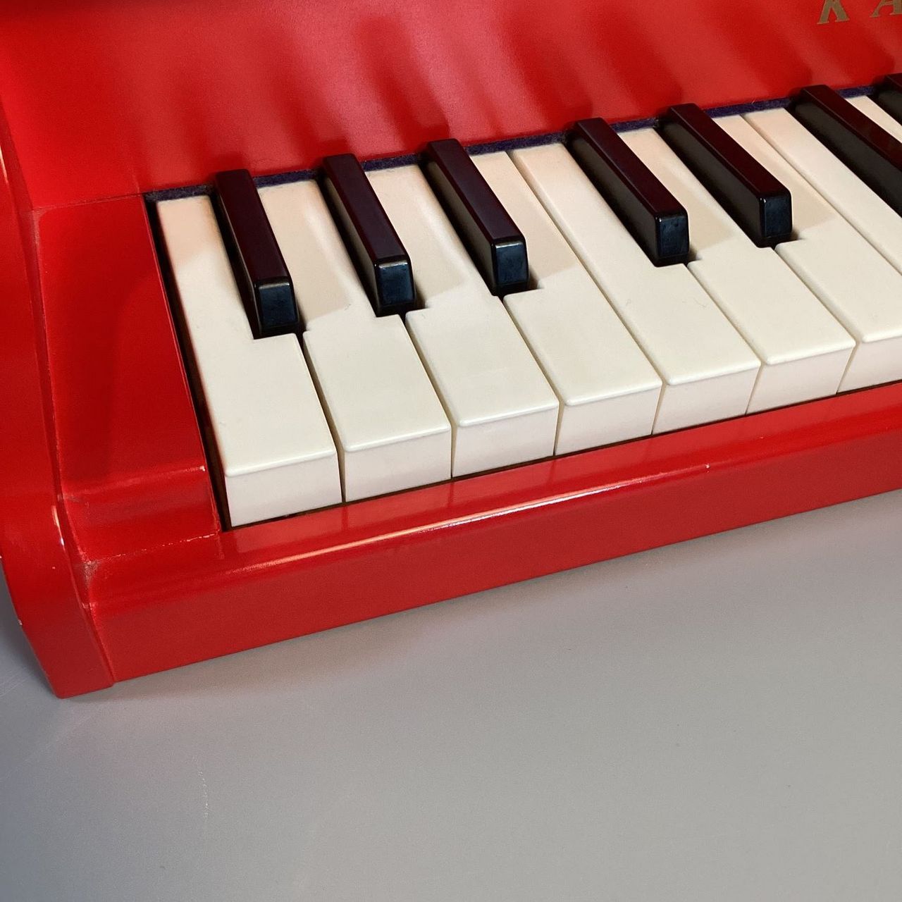 KAWAI P-32/1163 レッド ミニピアノ 32鍵盤（B級特価/送料無料）【楽器