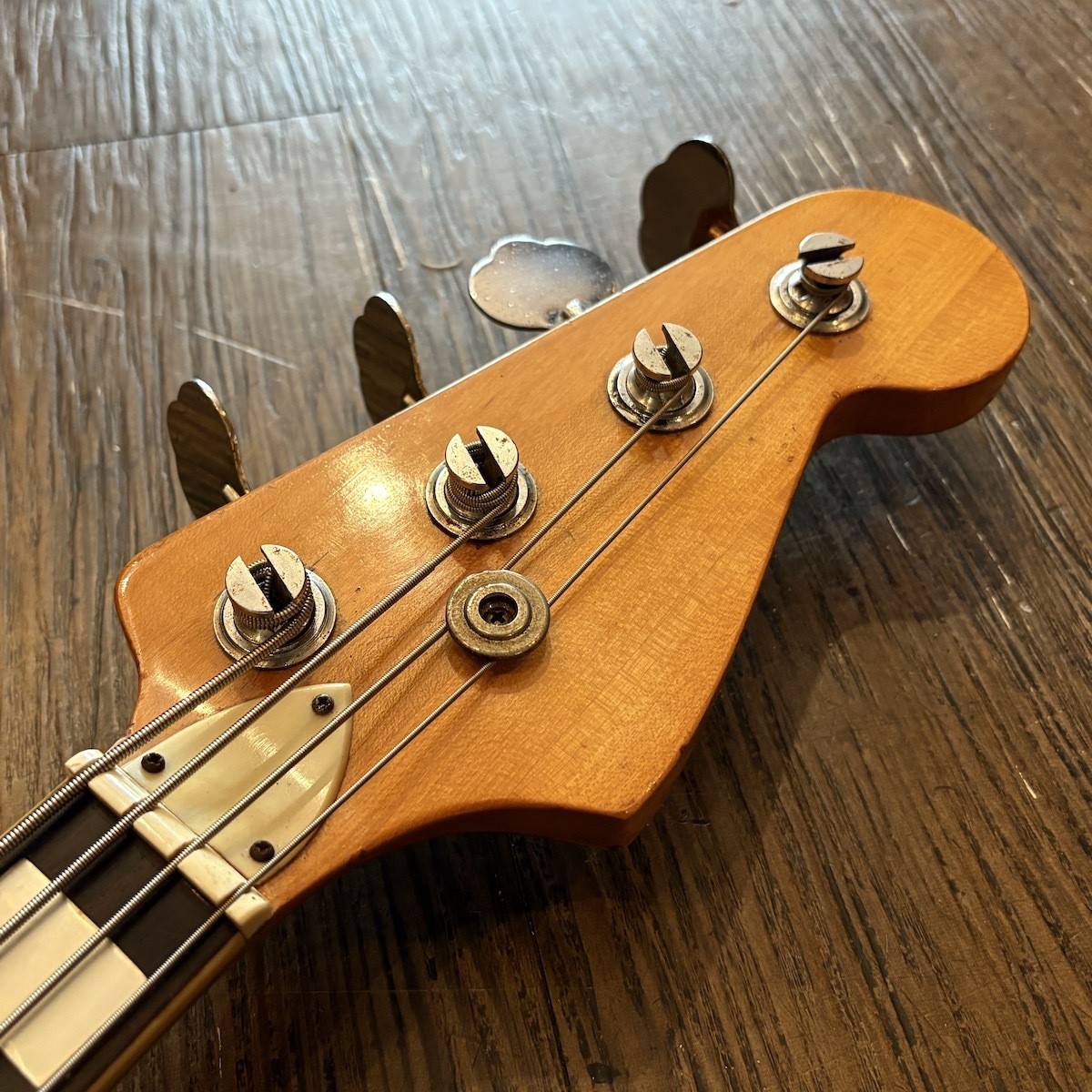 Tomson Jazz Bass タイプ Electric Bass（中古/送料無料）【楽器