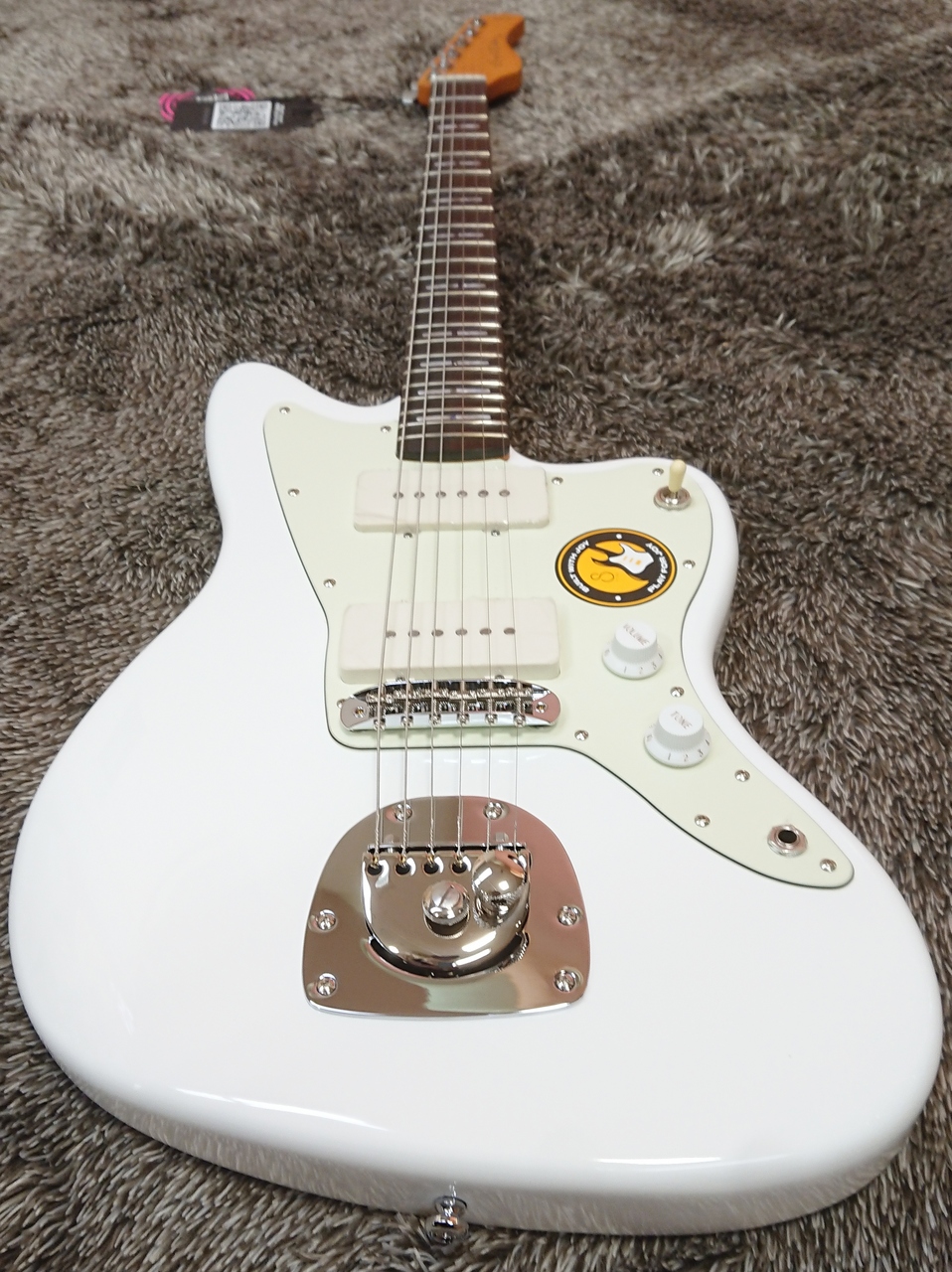 Sire Larry Carlton J5 WH (White)（新品/送料無料）【楽器検索