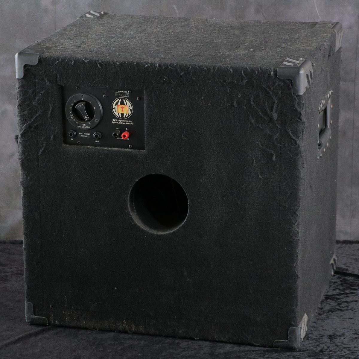 SWR GOLIATH Ⅱ ベースアンプキャビネット 中古】SWR GOLIATH II ベースアンプキャビネット 500W - 神奈川