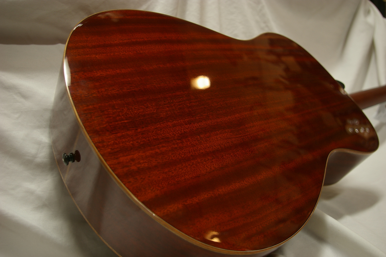 【美品】YAMAHA FS850 Amazon.com: Yamaha FS850 Small Body Solid Top Acoustic Guitar