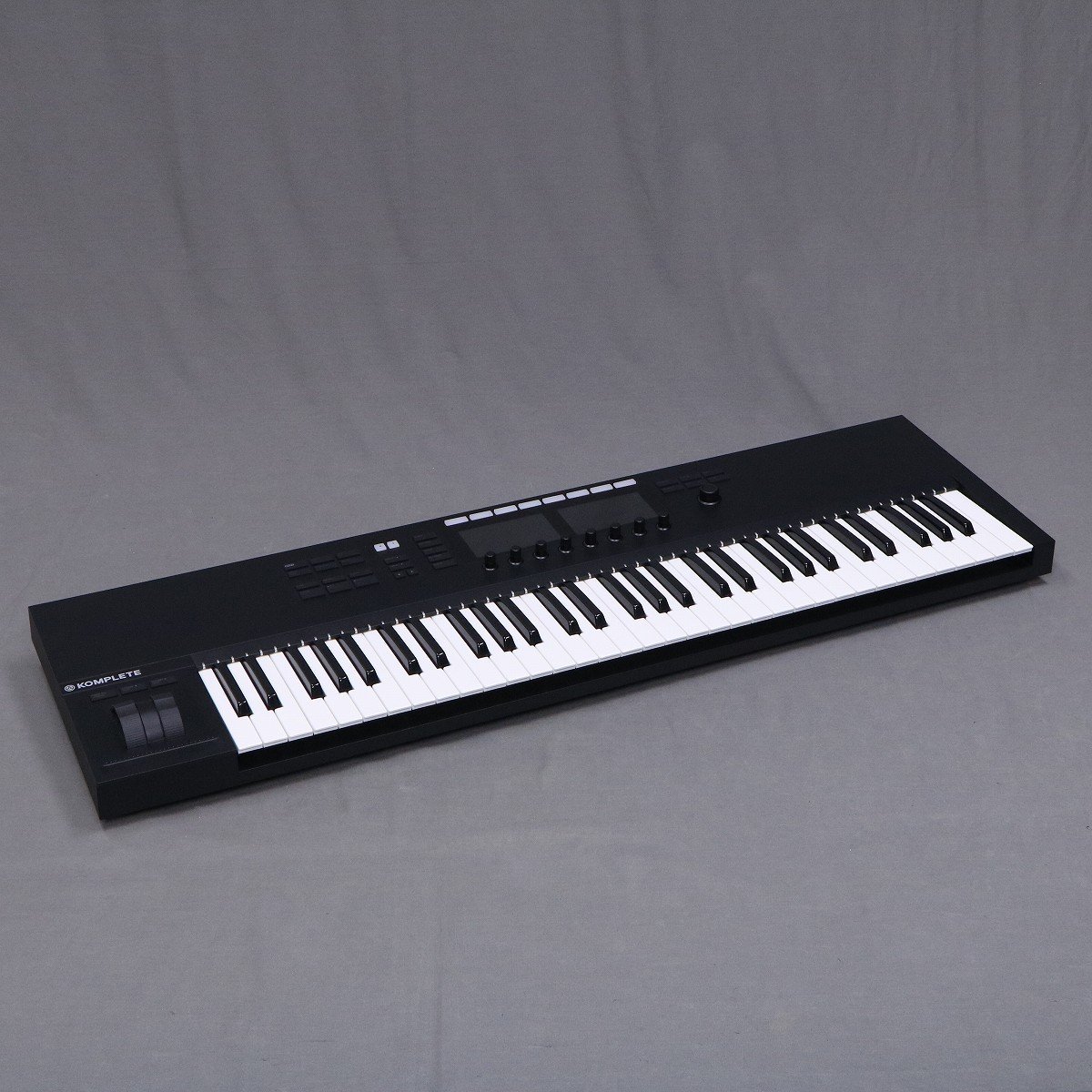 komplete kontrol S61 MK2 ソフト未使用・シリアル未登録 komplete kontrol S61 MK2 ソフト未使用・シリアル未登録 楽器・機材