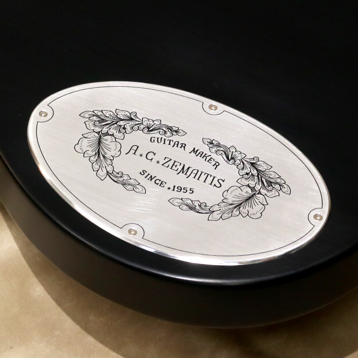 Zemaitis IFG-AC-24 Heart, Black（新品/送料無料）【楽器検索デジマート】