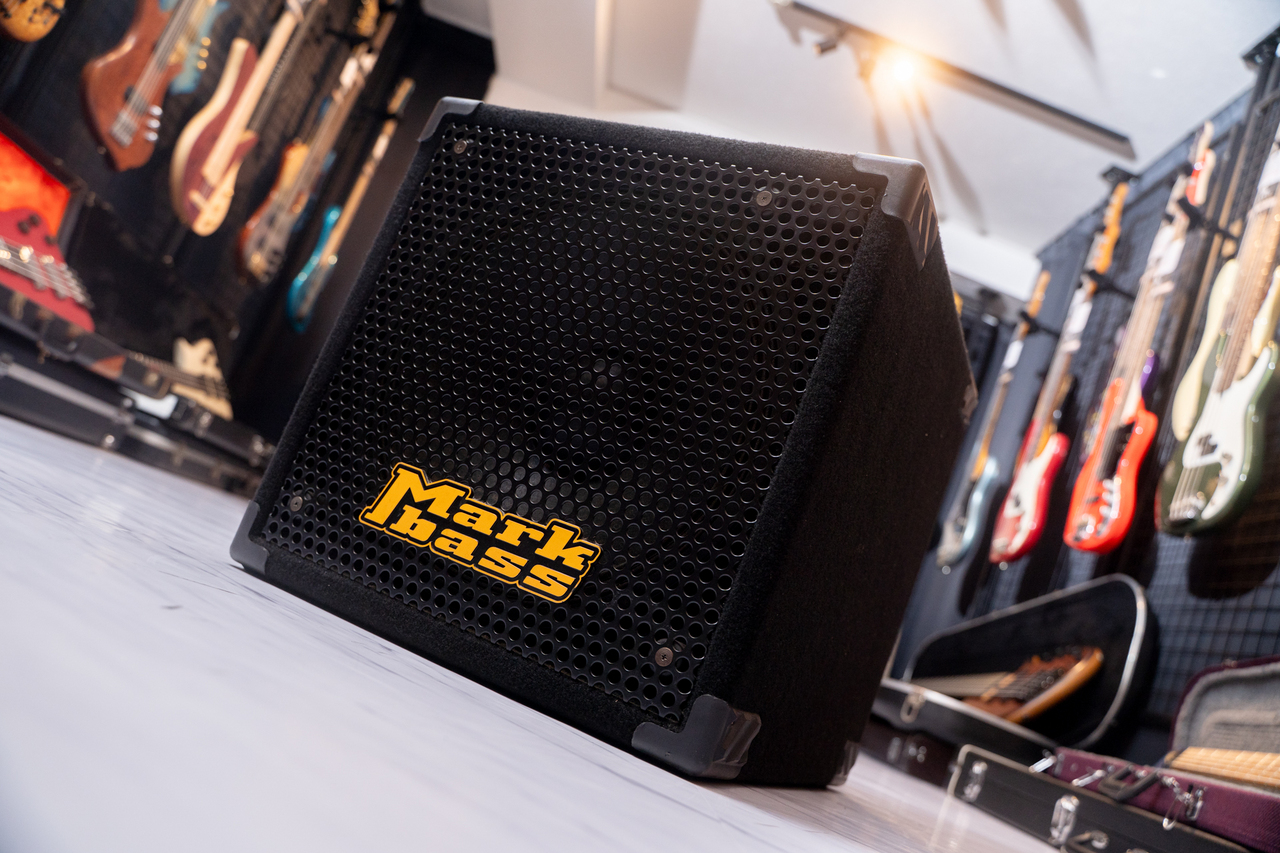 マークベース キャビネット New York151BLACK MARKBASS ( マークベース ) New York 151 Black Line 送料無料