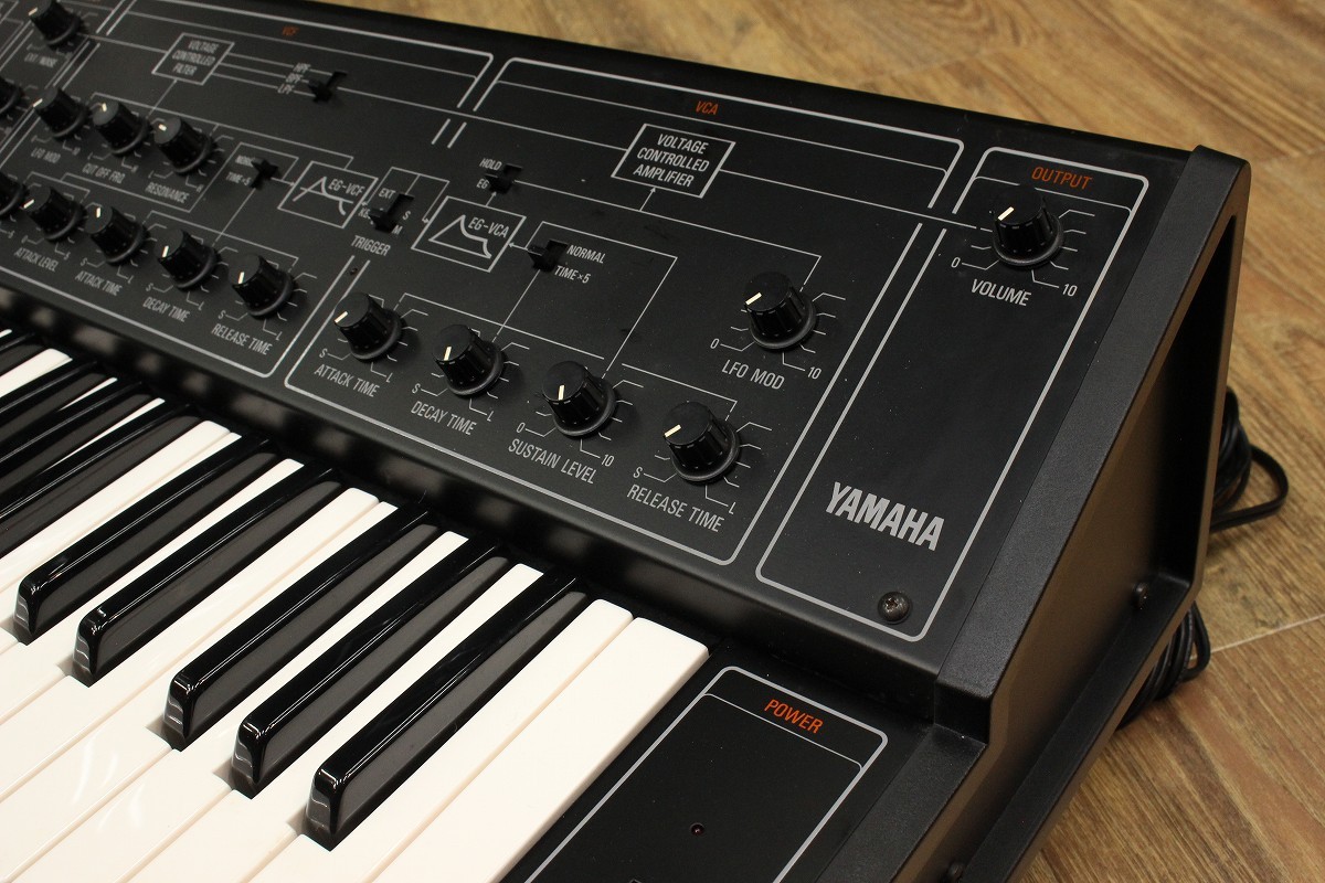 YAMAHA CS-10 【VINTAGE】 【キーボードマート新宿】【新宿店