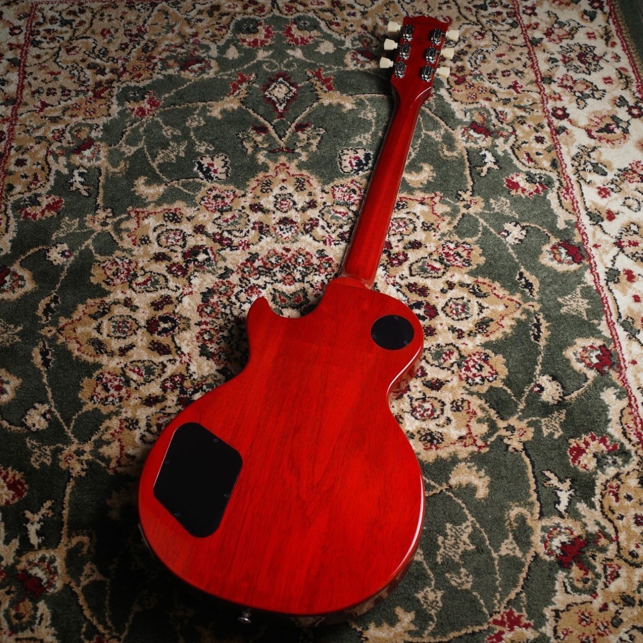 Gibson Les Paul Studio 2024 Cherry Sunburstエレキギター【3.52kg