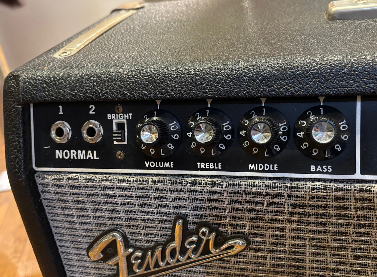 Fender TWIN REVERB（ビンテージ）【楽器検索デジマート】