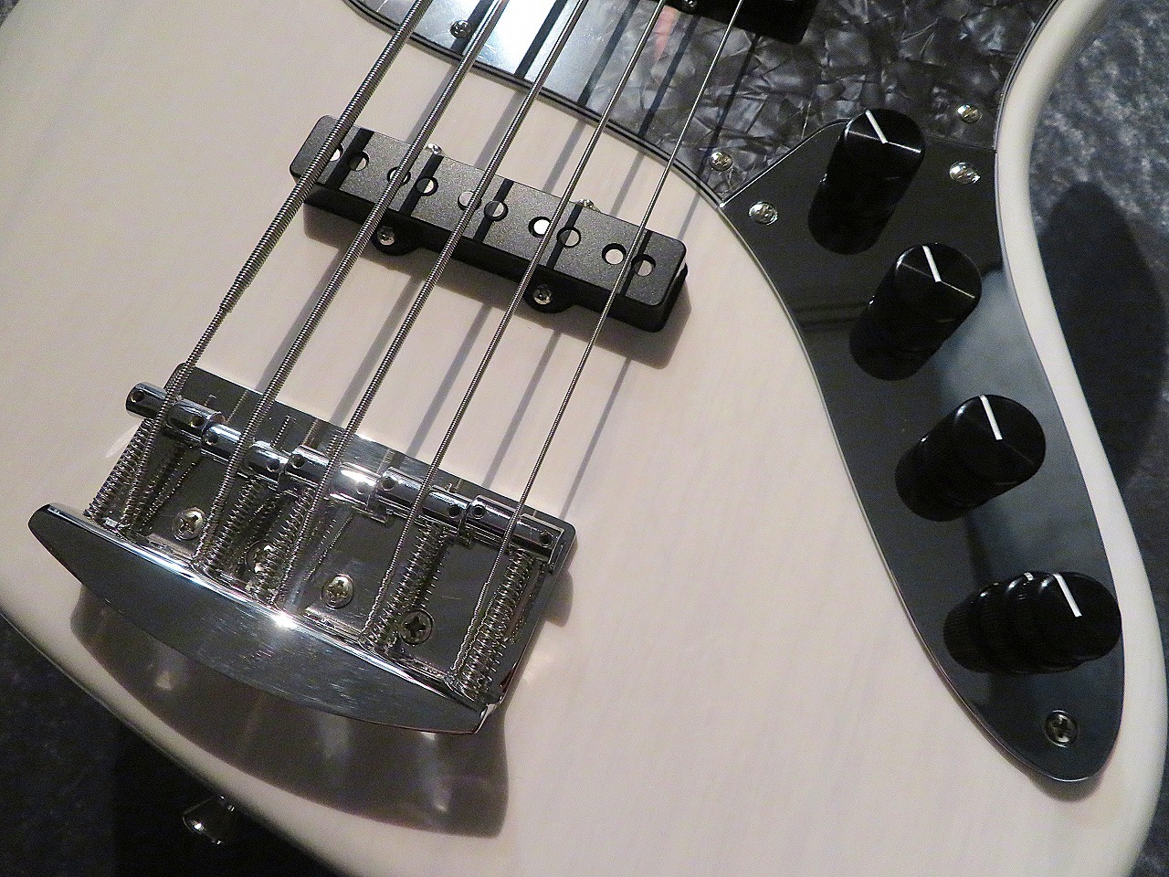 Kikuchi Guitars 【圧倒的な品格】Hermes Series MV5 -Trans White