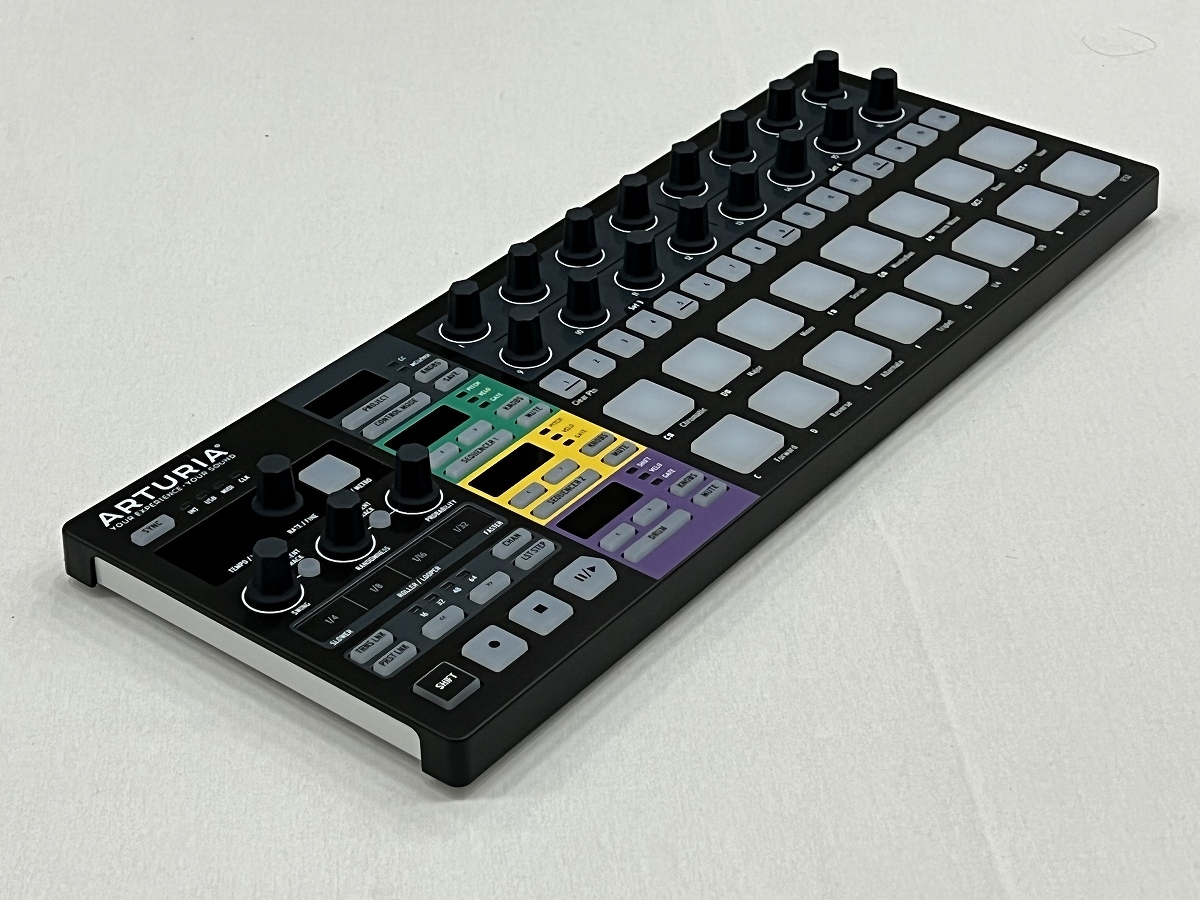 Arturia BEATSTEP PRO BLACK EDITION W/CABLE 【WEBSHOP】（新品