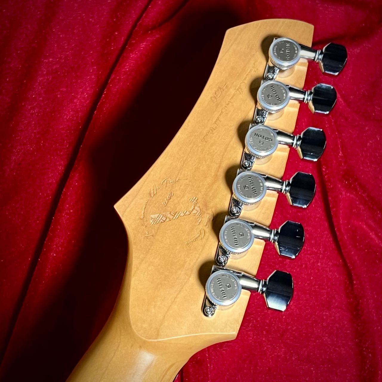 TAITAN GUITARS KR-1 Custom /Gold Finish（中古/送料無料）【楽器検索