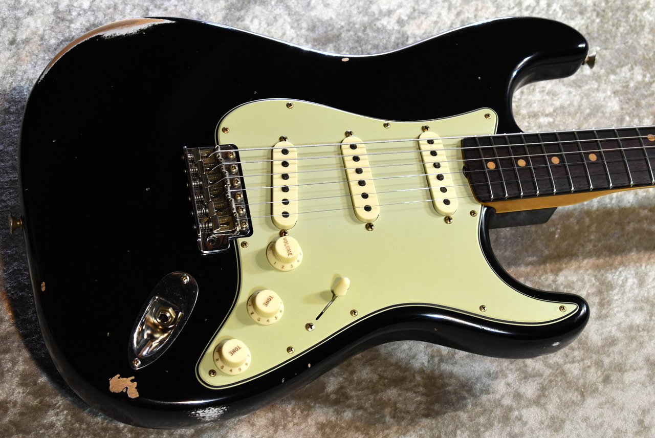 Fender Custom Shop 1962 Stratocaster Relic Black CZ586397【漆黒指