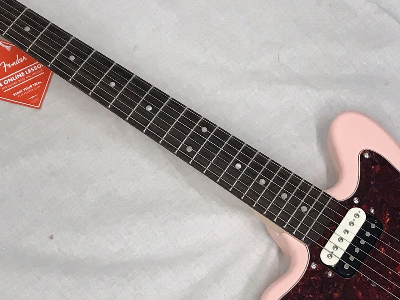 Squier by Fender 【展示品大特価】Paranormal Super-Sonic Laurel