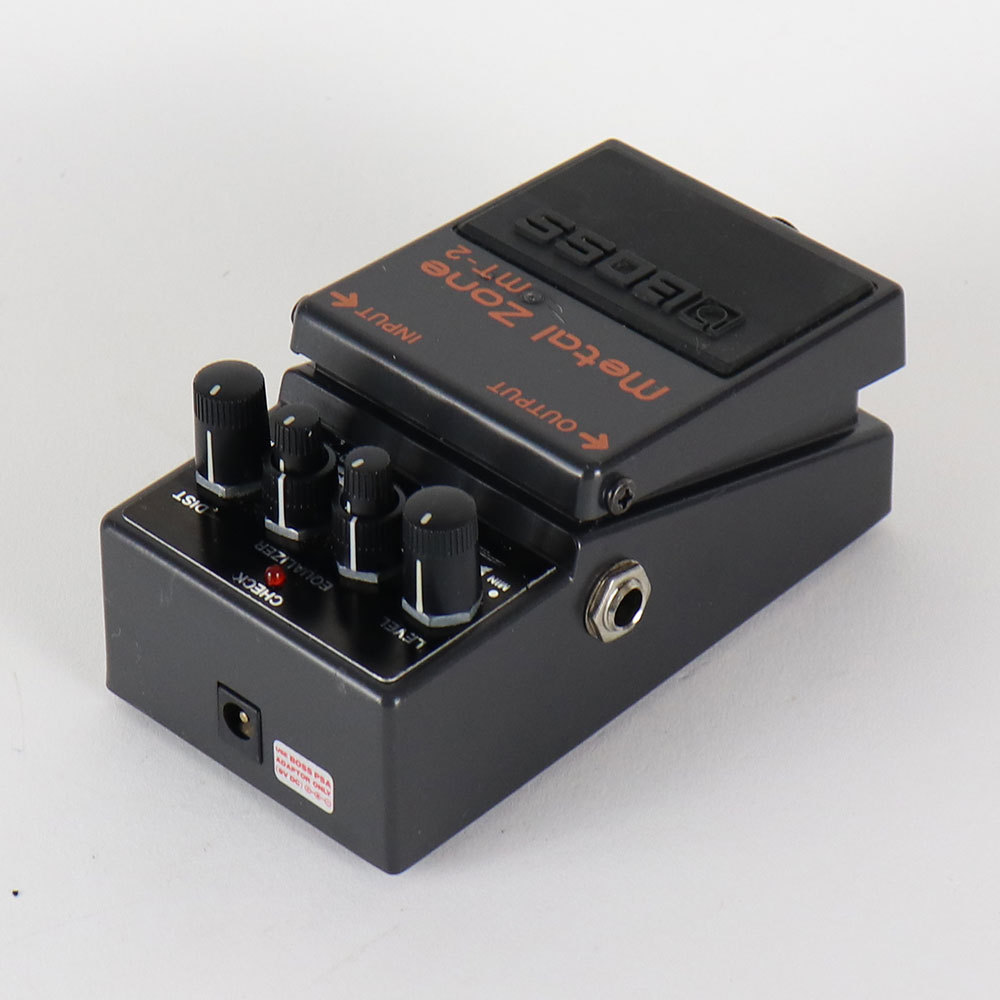 BOSS MT-2 BOSSボス『メタルゾーン MT-2W ディストーション・オーバー
