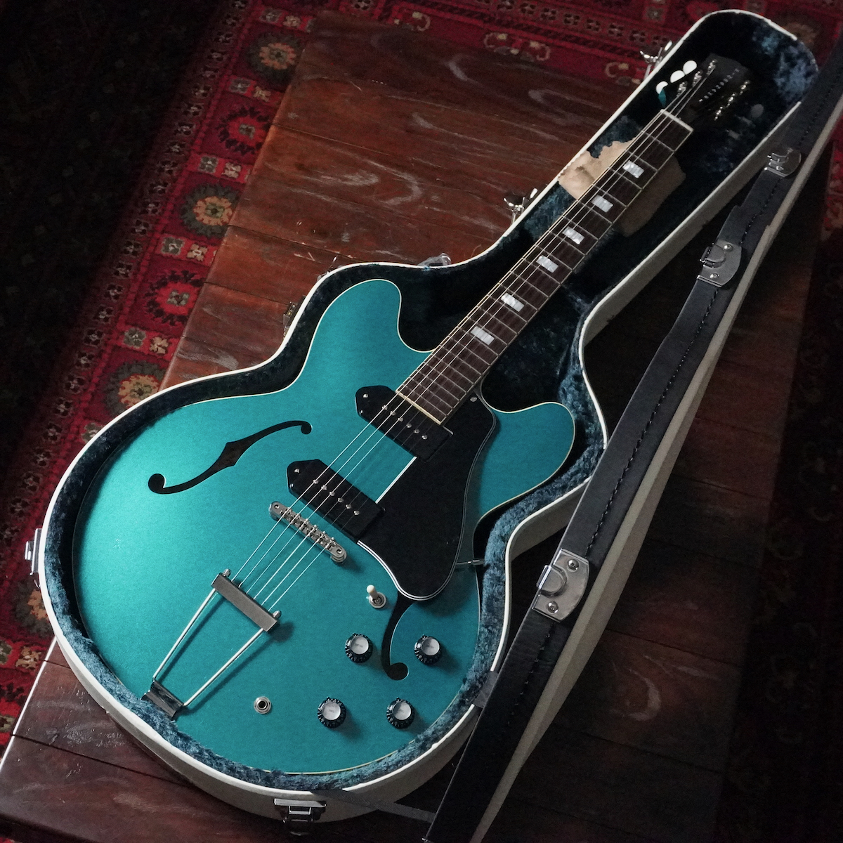 KING SNAKE Smith / Trapeze Tailpiece / Blue Viper （新品）【楽器