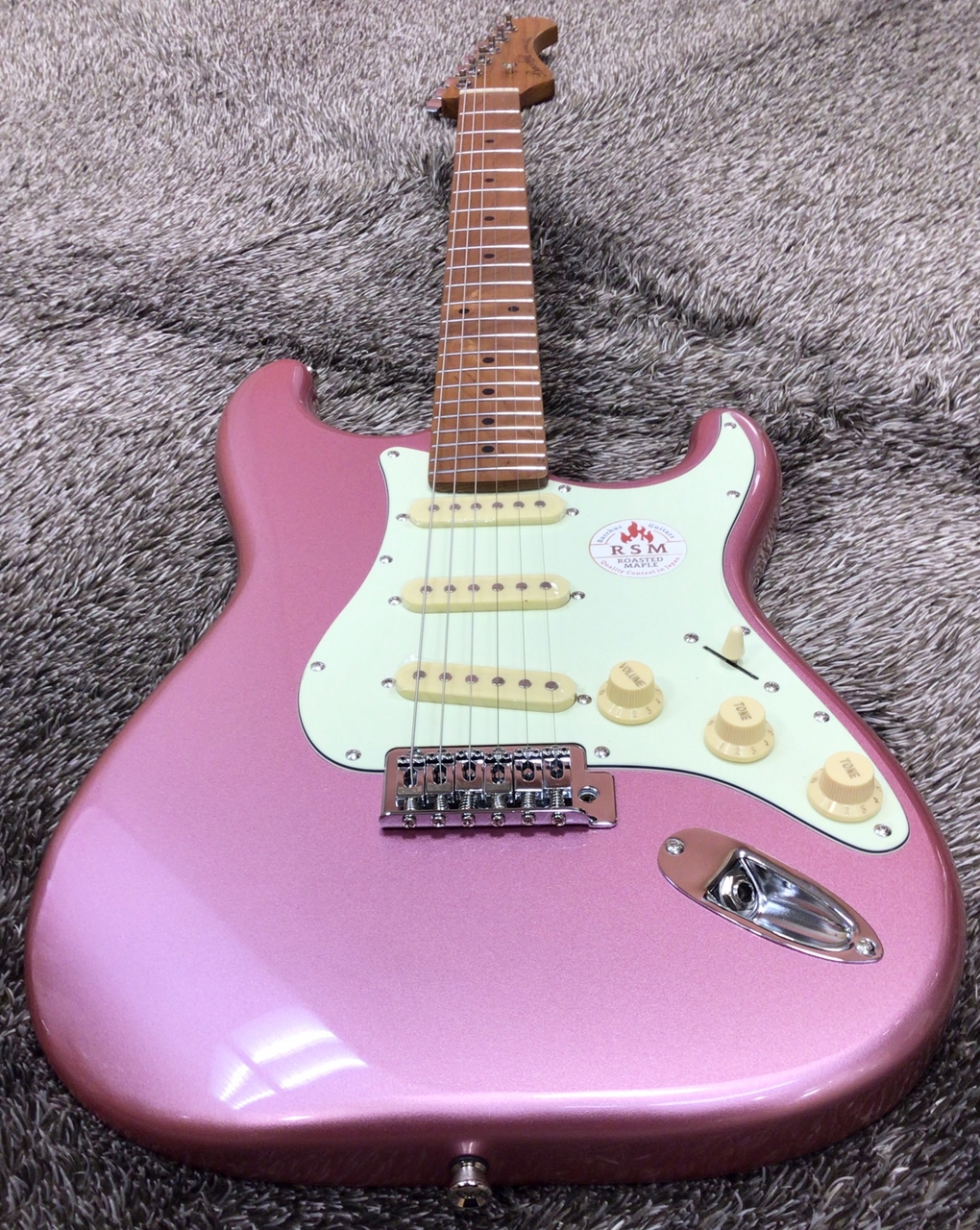 Bahccus ムスタング バーガンディミスト エレキギター Amazon.co.jp: ワンランク上のエントリー・モデル｜Bacchus BMS-SH/R