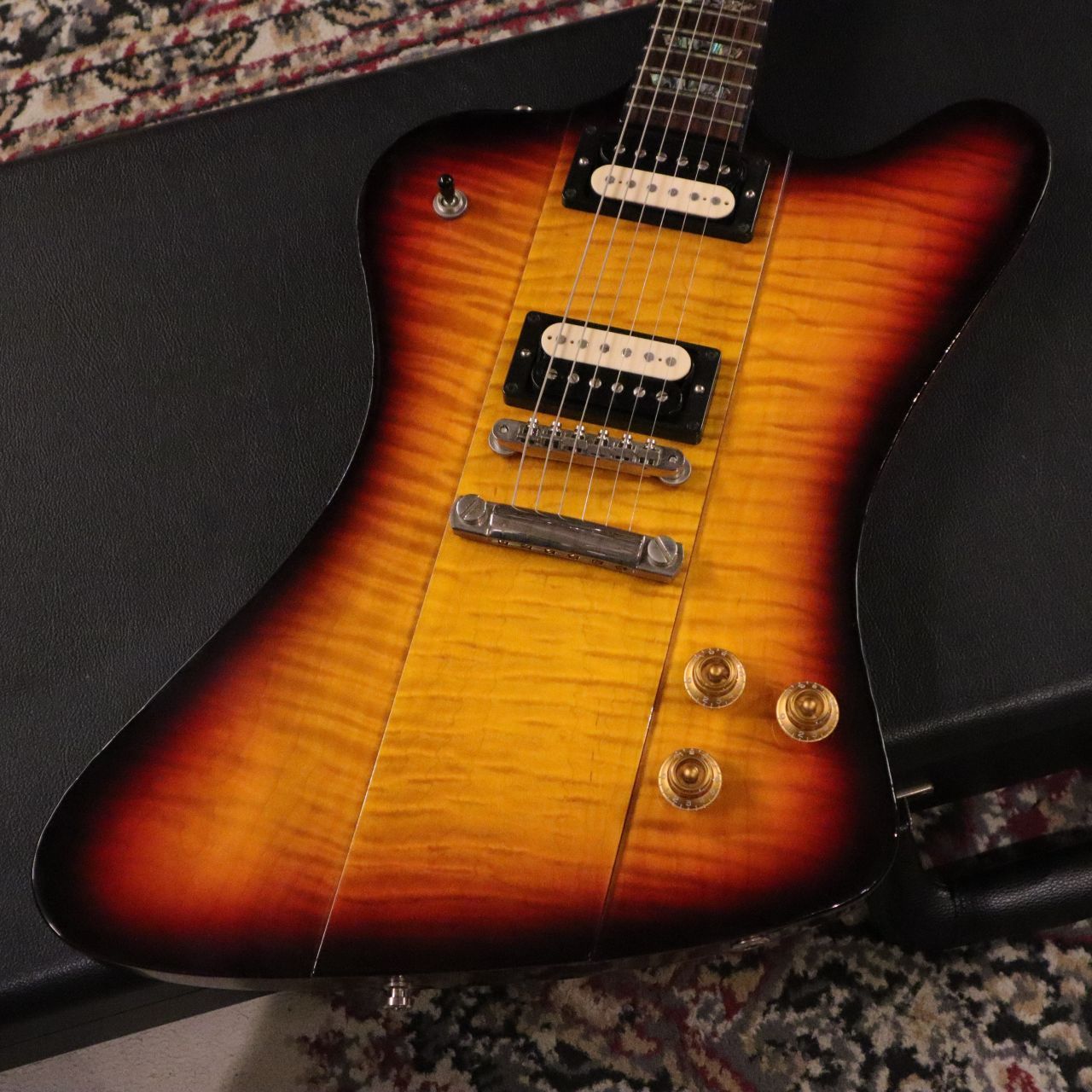 Gibson tak matsumotoファイヤーバードサンバースト Gibson tak matsumotoファイヤーバードサンバースト