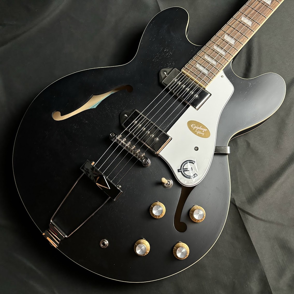 Epiphone Casino Worn Worn Ebony フルアコギター カジノ（新品/送料