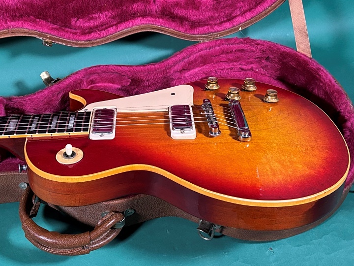 Gibson LES PAUL DELUXE CS （ビンテージ）【楽器検索デジマート】