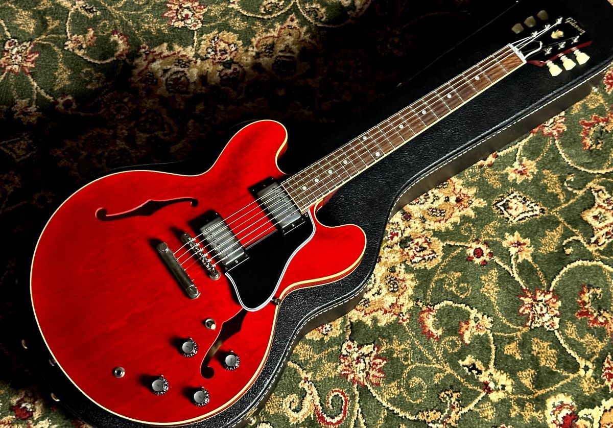 Gibson 1961 ES-335 Reissue VOS Sixties Cherry (3.46kg)【現物写真