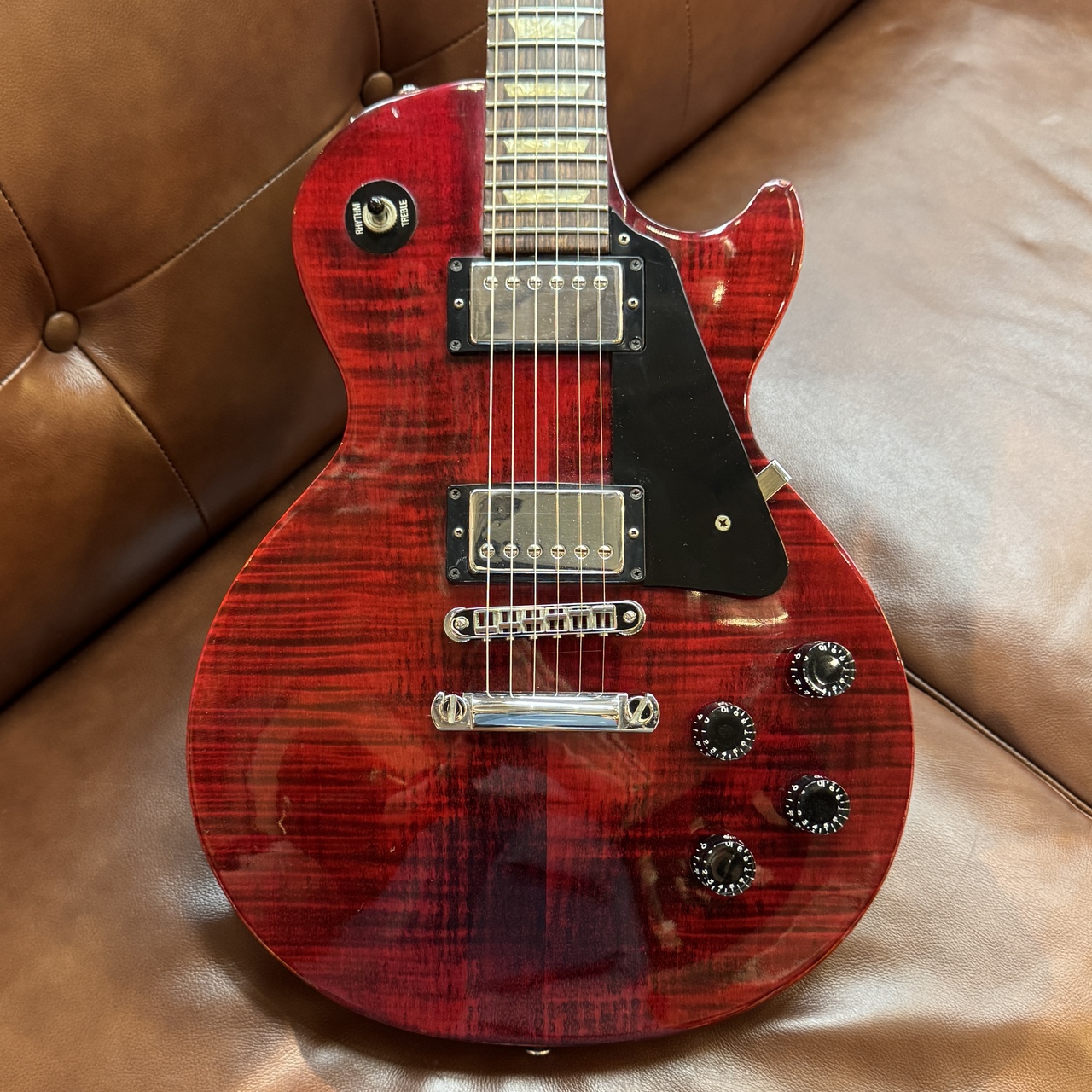 Gibson 【トラ杢・軽量】Les Paul Studio WineRed [3.86㎏] 2001年製