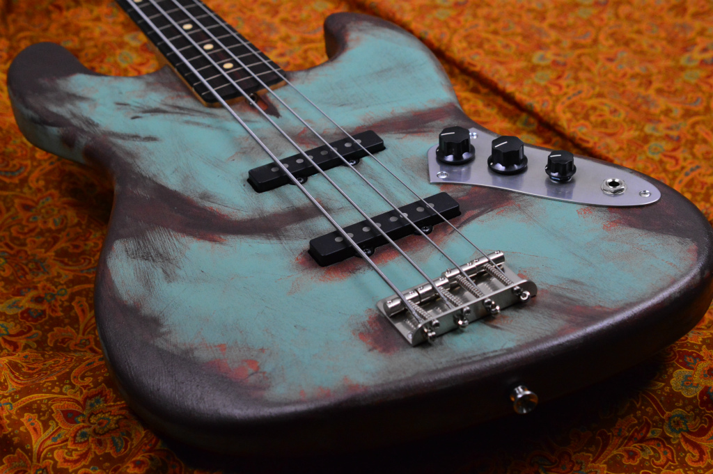 ATELIER Z MVT#604 RAT CTM/NV フレットレス（B級特価/送料無料 