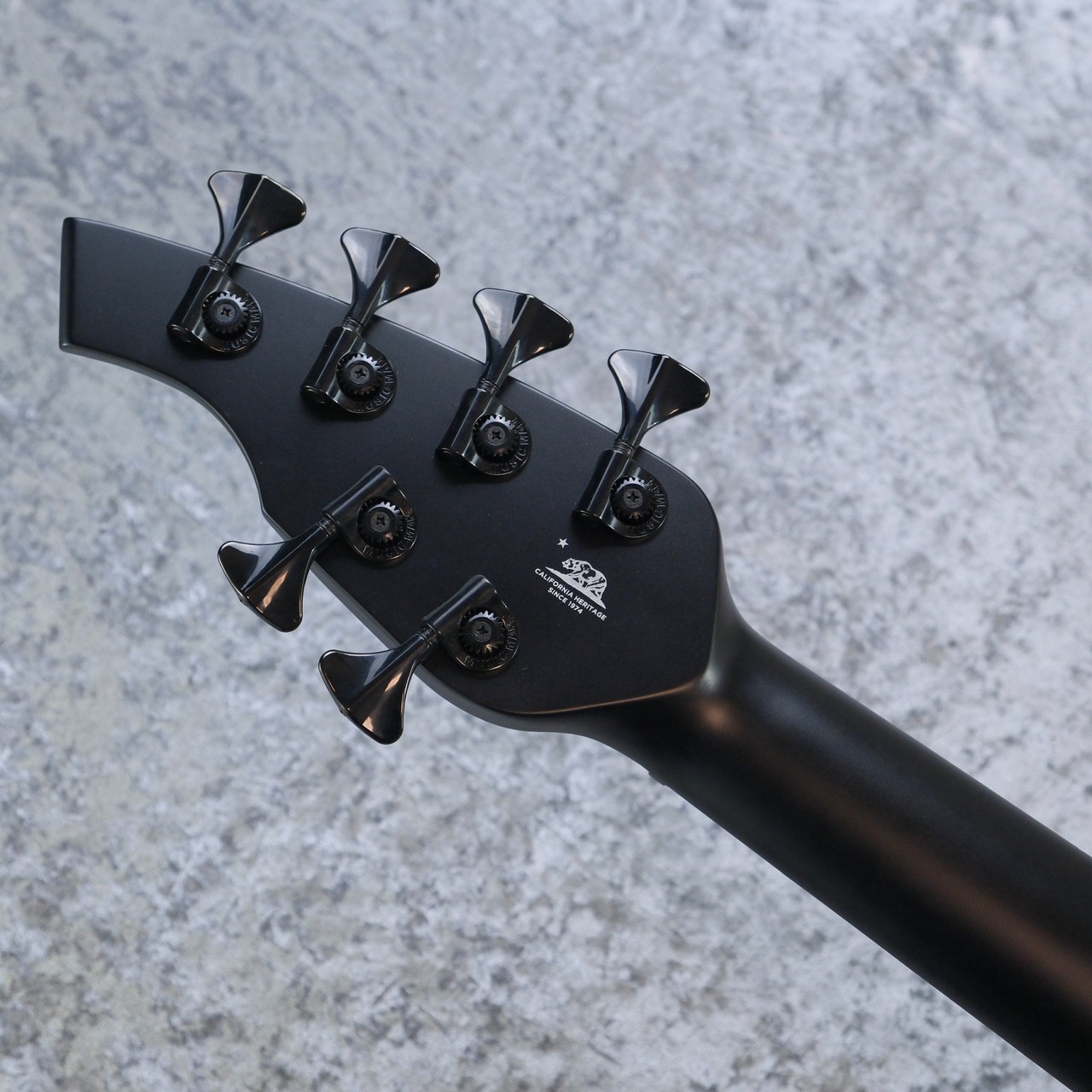 MUSIC MAN BONGO 6 - Stealth Black -【4.48Kg】【#K09616】（新品