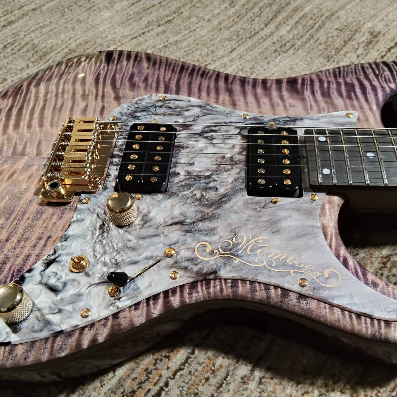 Momose MC24 フレイム栃 ストラト 24フレット Momose MC24 フレイム栃