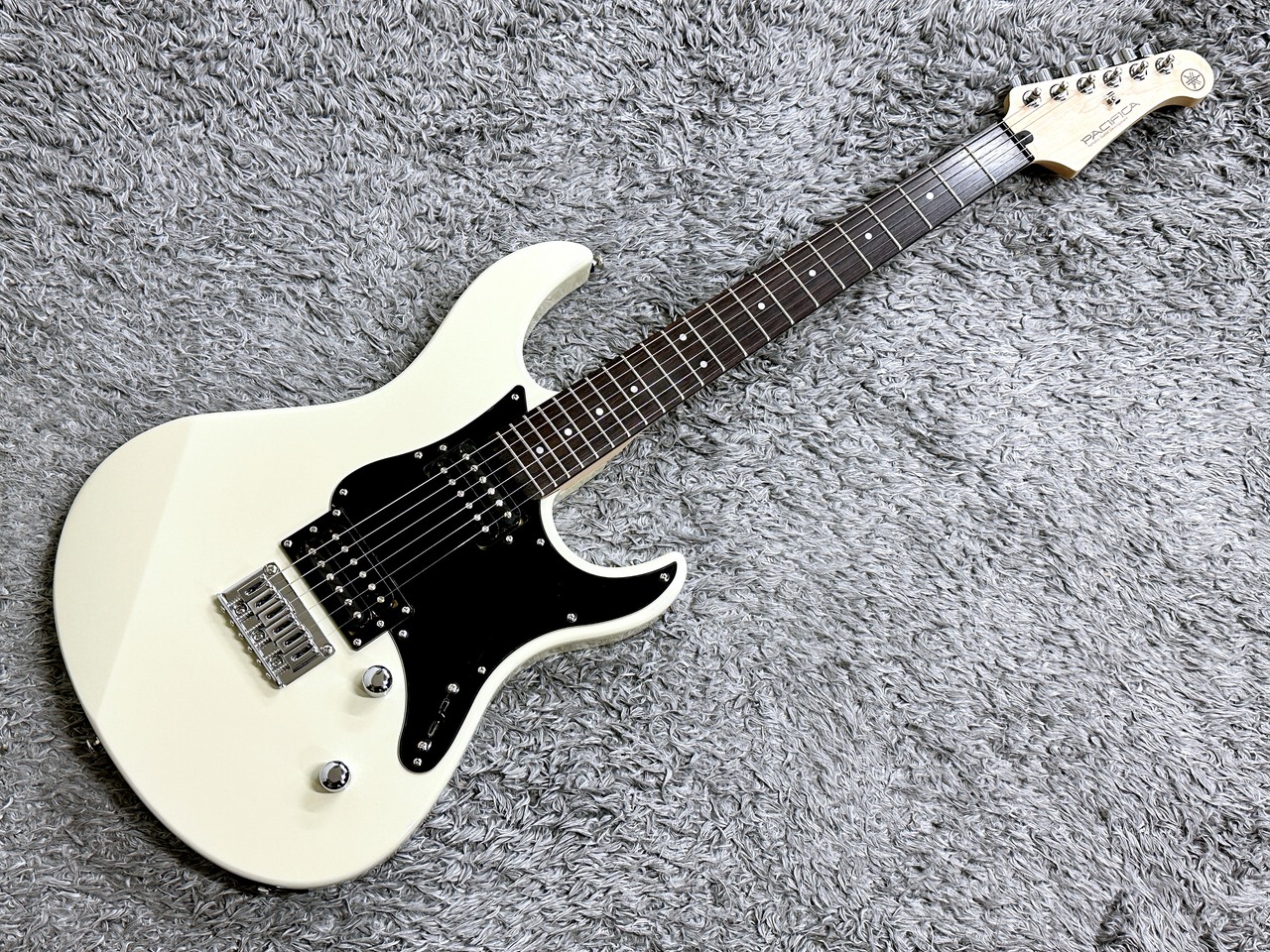 YAMAHA PACIFICA120H VW (Vintage White)【大人気エントリーモデル 