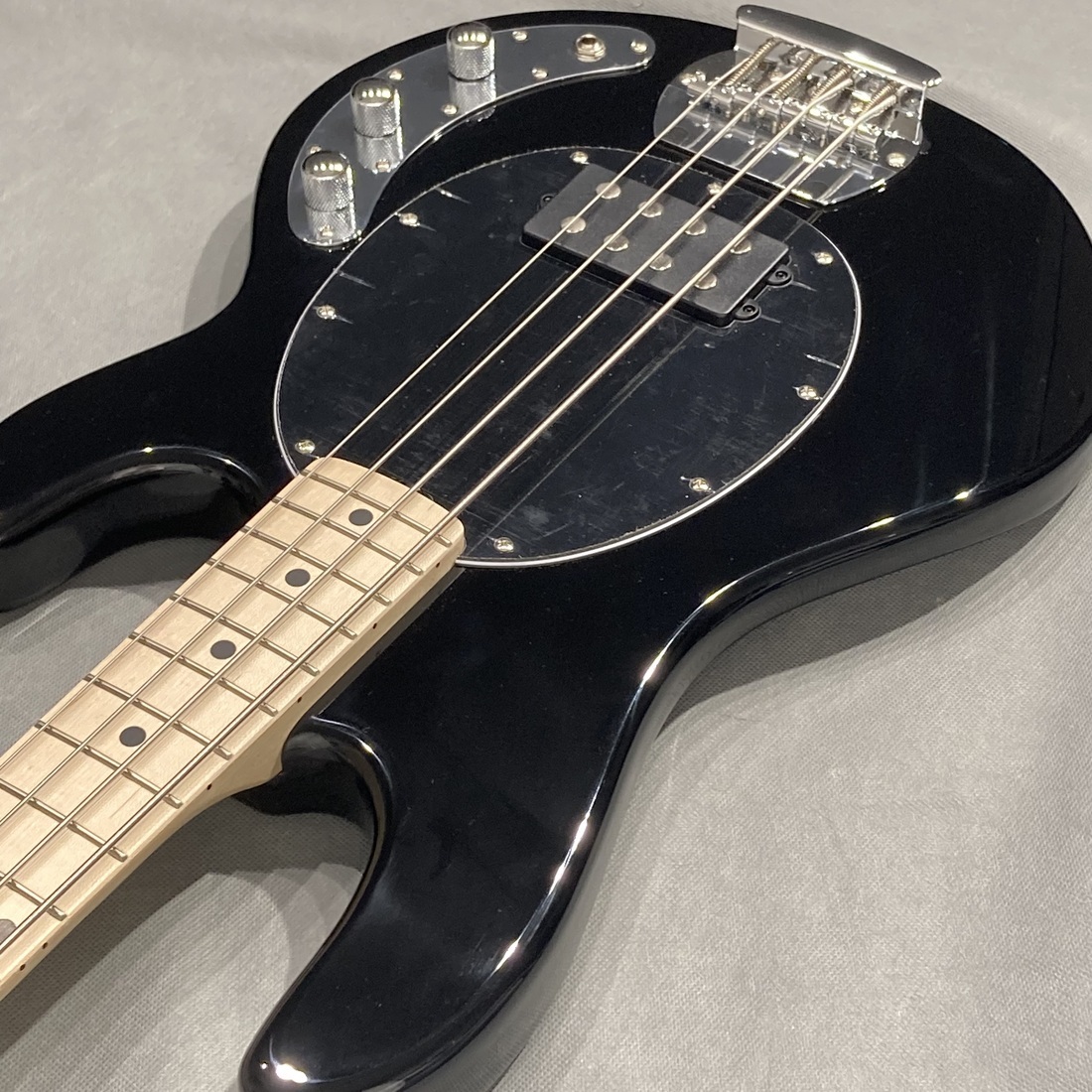 Sterling by MUSIC MAN Sterling by Musicman S.U.B. STINGRAY RAY4