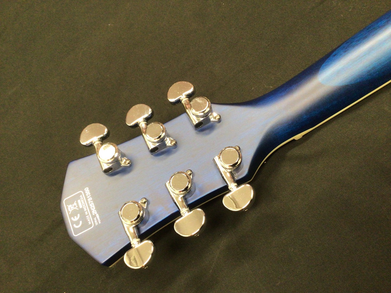 Sire Larry Carlton L7 Transparent Blue【旧仕様 生産完了カラー