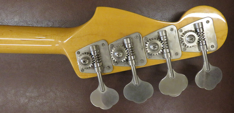 Fender Japan PB70-70US OWH（中古）【楽器検索デジマート】