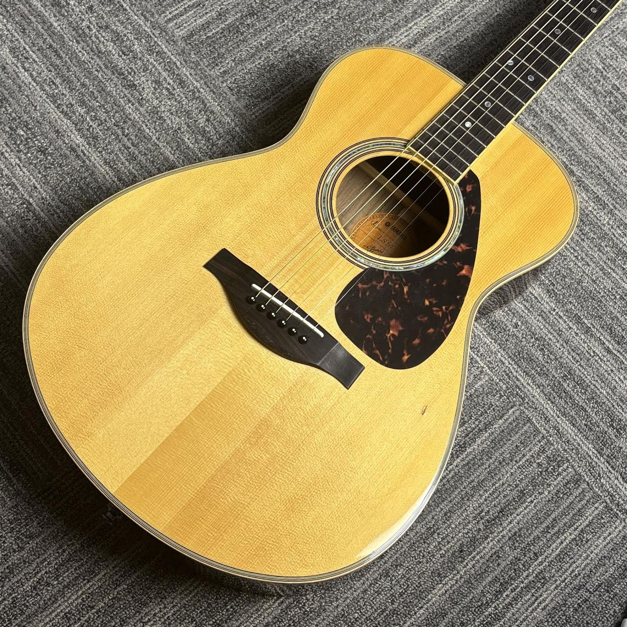 YAMAHA LS16 ARE　【現物画像】