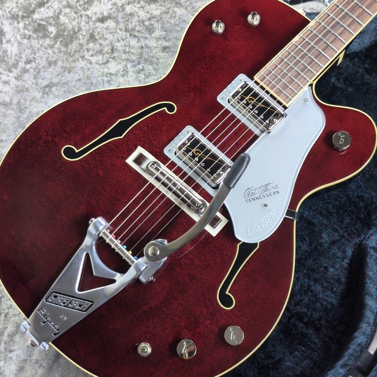Gretsch G6119T-62 Vintage Select '62 Tennessean ~Dark Cherry Stain