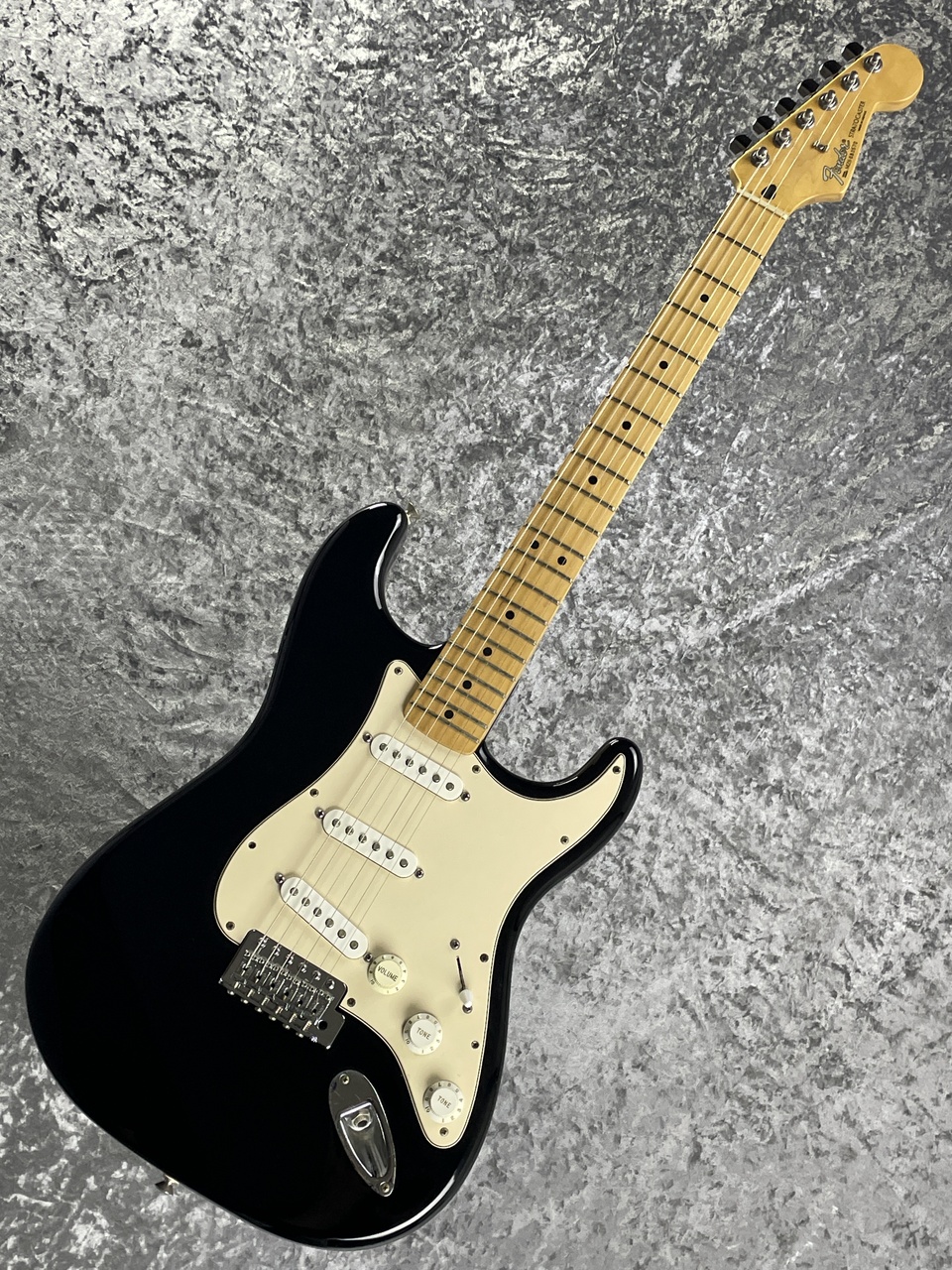 Fender Mexico Standard Stratocasterブラック FENDER MEXICO Standard Stratocaster electric guitar | eBay