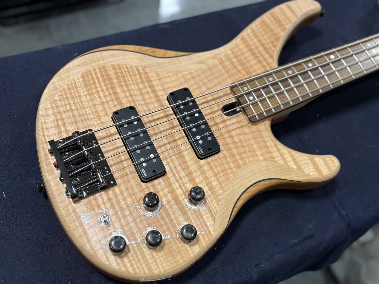 ベース YAMAHA TRBX604FM NS YAMAHA TRBX604FM NS エレキベース ナチュラルサテン ヤマハ