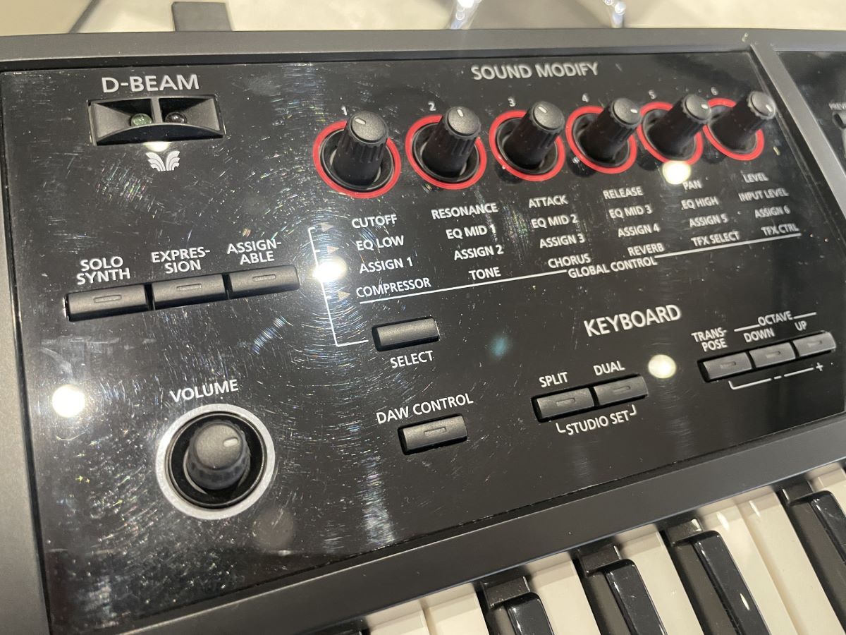 Roland FA-06 ブラック 61鍵盤FA06 専用ケース付き（中古/送料無料 