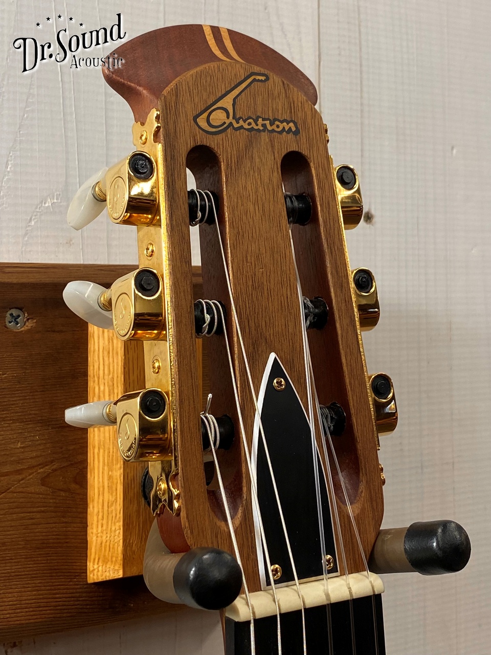 Ovation 1763 エレガットギター