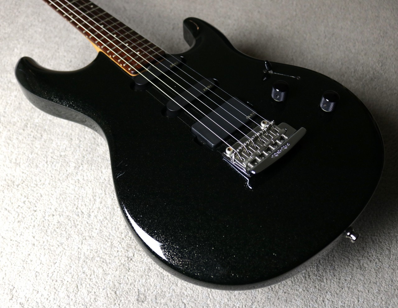 MUSIC MAN 【スティーブ・ルカサー・シグネイチャー】Luke II HSS -Black  Sparkle-【2002年製】【3.69kg】（中古）【楽器検索デジマート】