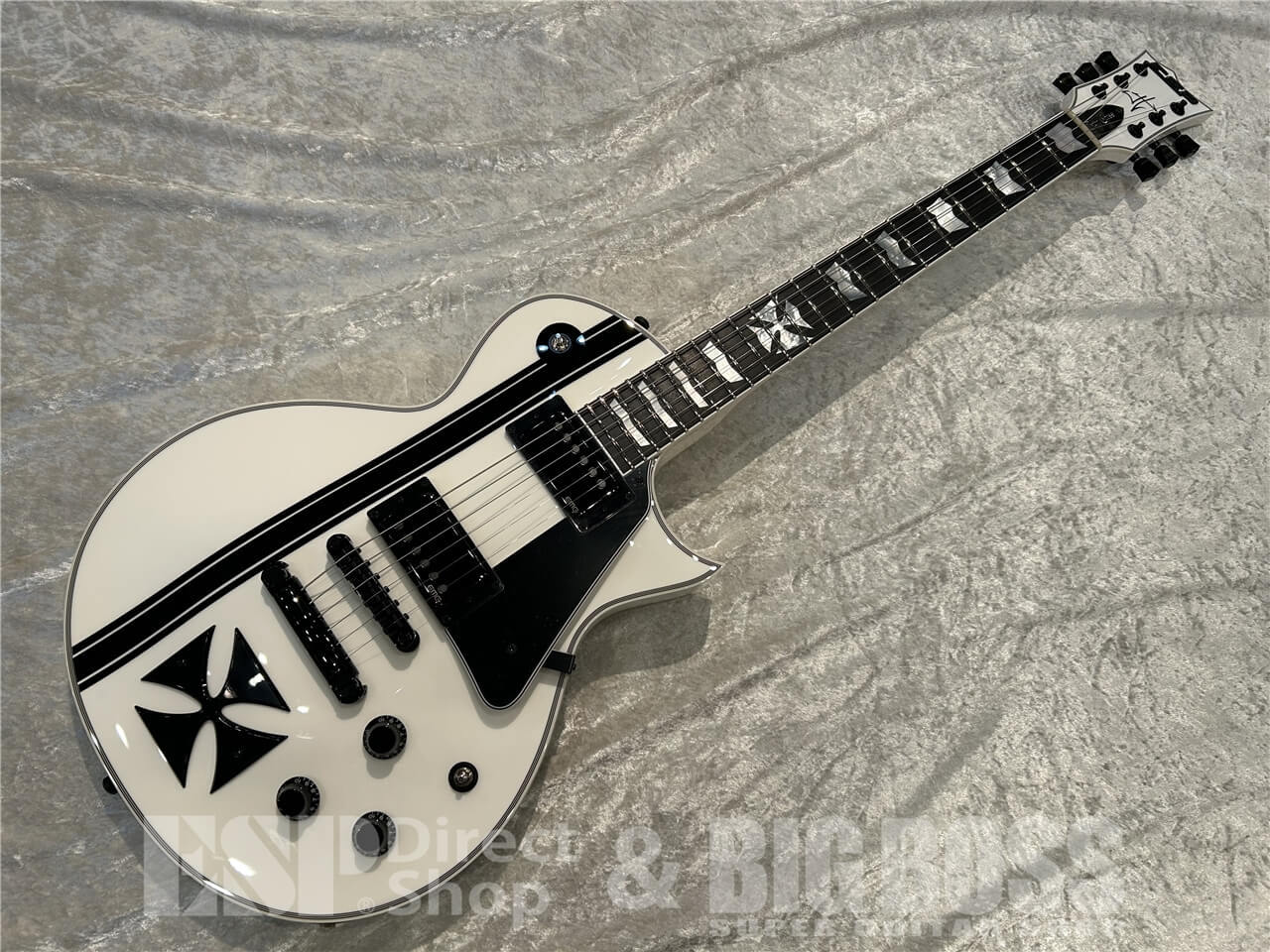 ESP IRON CROSS / Snow White w/Stripes Graphic 【即納可能】（新品