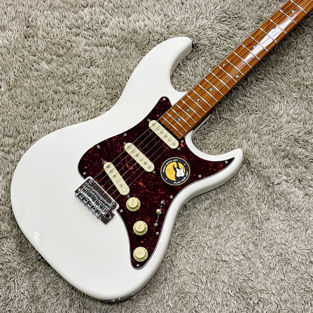 Sire S7 vin ホワイト 新品ソフトケース付き　ラリーカールトン監修 Sire S7 vin ホワイト 新品ソフトケース付き ラリーカールトン