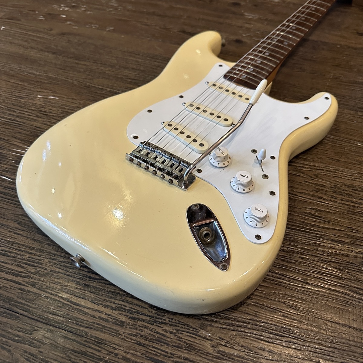 Fernandes FST-75 石ロゴ 1970年代 ストラトキャスター Fernandes 1977年製 FST-70 石ロゴ ジャパン・ヴィンテージ