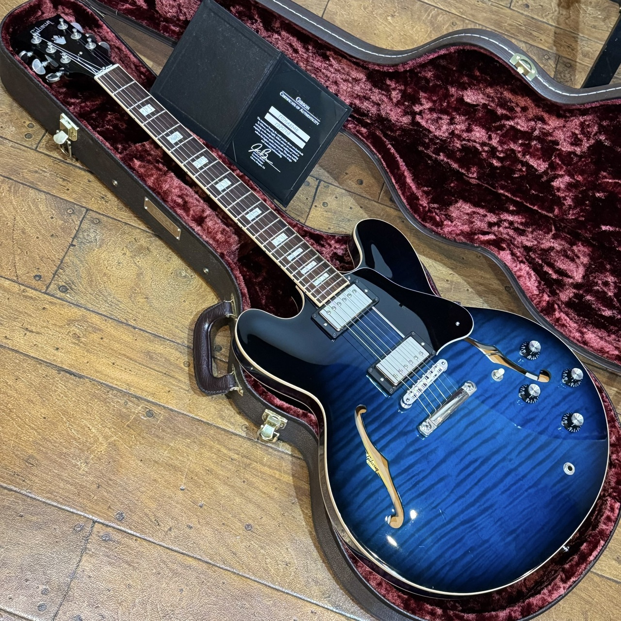 ギター GIBSON Memphis ES-335 figured indigoBlue Gibson Memphis ES-335 Figured 2019 Model Blue Burst（中古/送料無料
