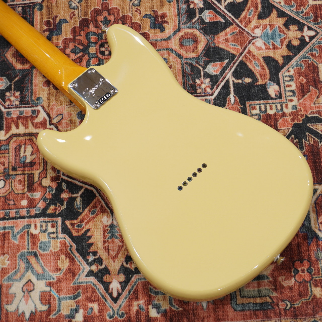 Squier by Fender Classic Vibe Duo-Sonic HS Gold Anodized Pickguard