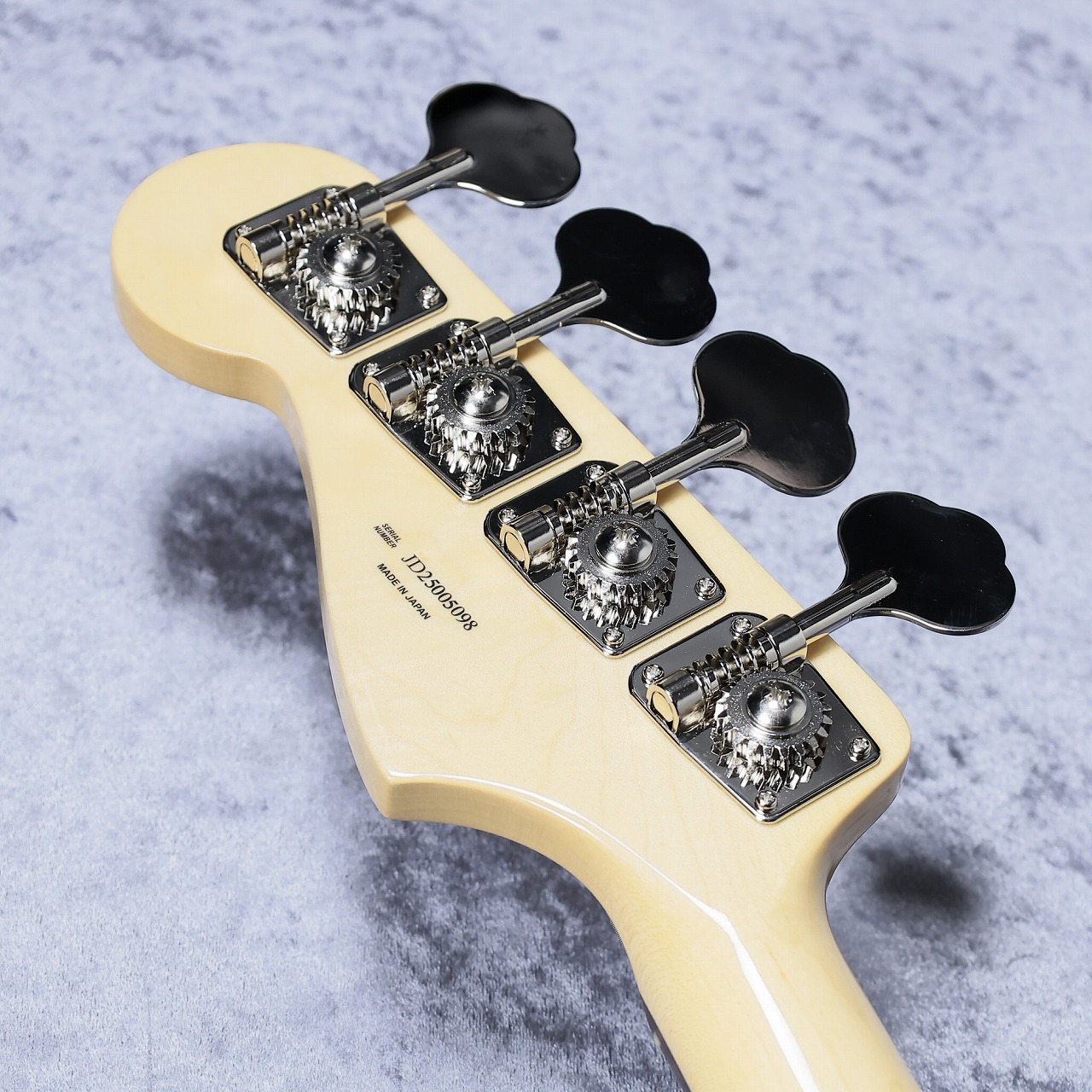 エレクトリックベース Crews Maniac Sound JB-Modern 5 Passive 2025X | Olympic White（新品