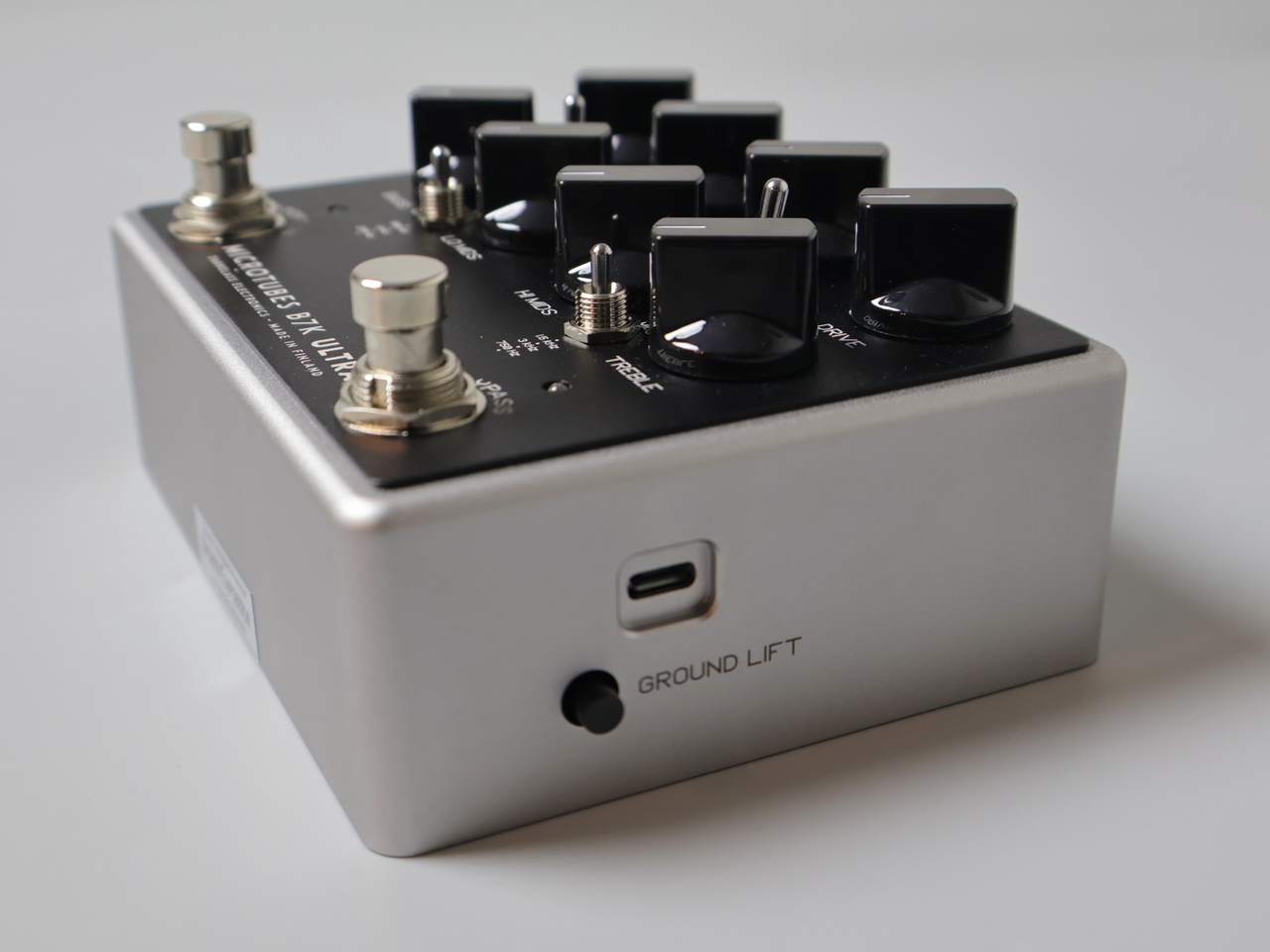 Darkglass Electronics Microtubes B7K Ultra V2 ベース用プリアンプ
