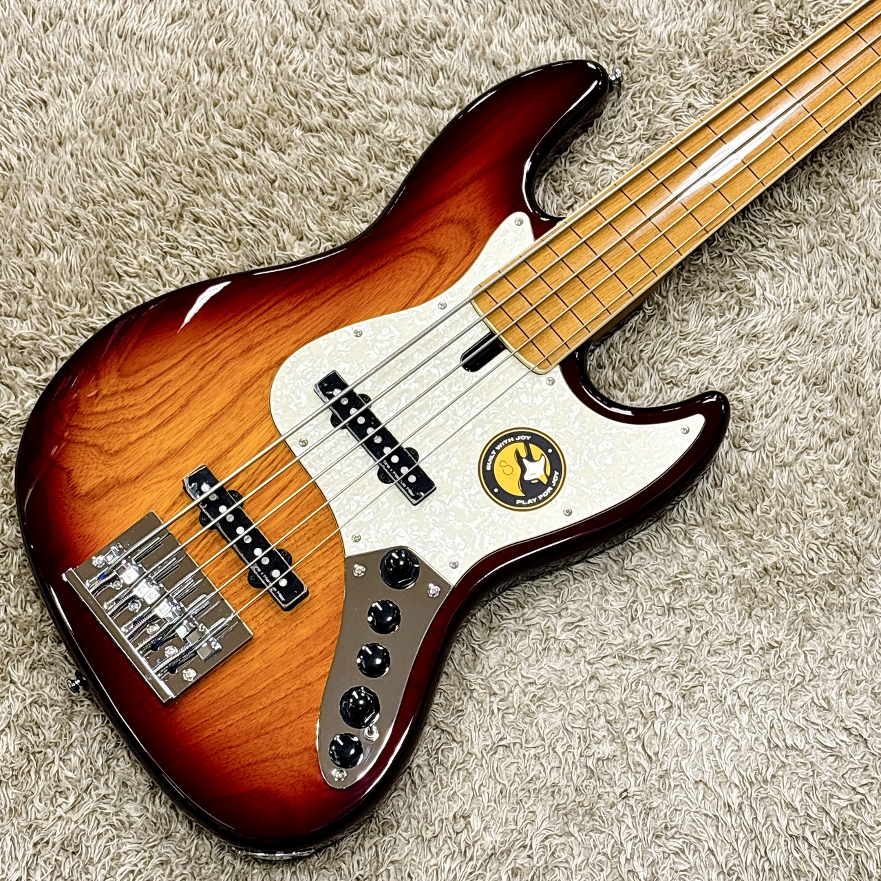 Sire Marcus Miller V8 5st FL / TS 【アクティブ5弦